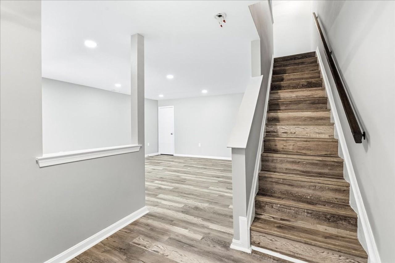 2607 Warren Way - Photo 3 of 19
