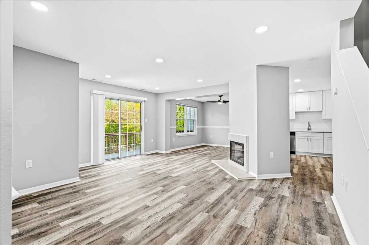 2607 Warren Way - Photo 7 of 19