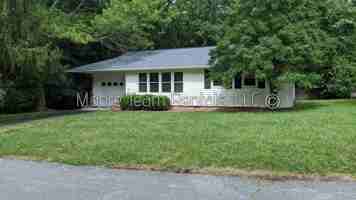 featured image of 710 Oak Terrace Ln