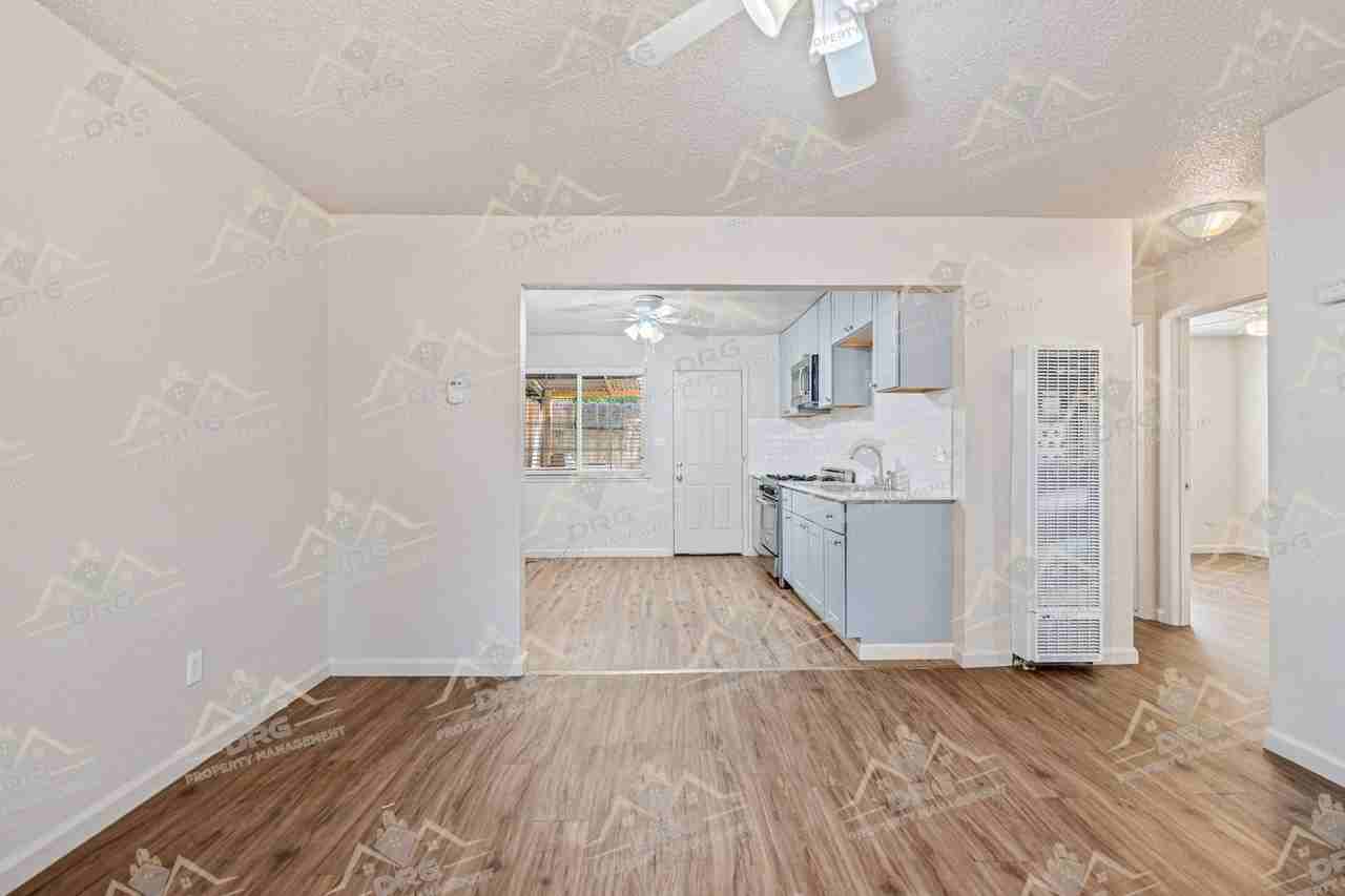 711 Roselawn Ave - Photo 7 of 24