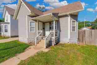 1323 1/2 S Main St - Photo 1 of 1