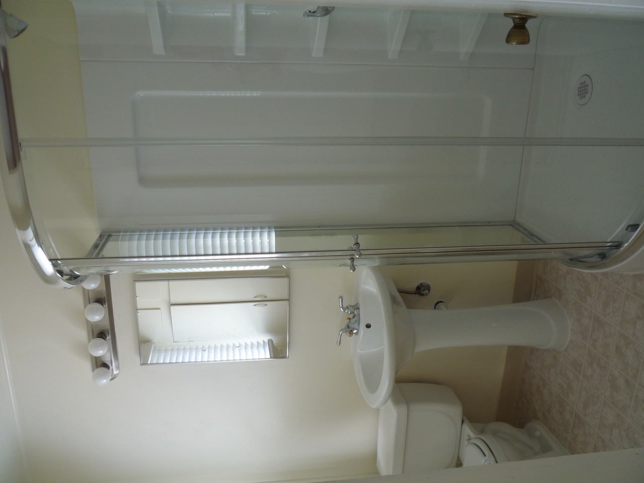 1770 Fortuna Ave - Photo 5 of 13