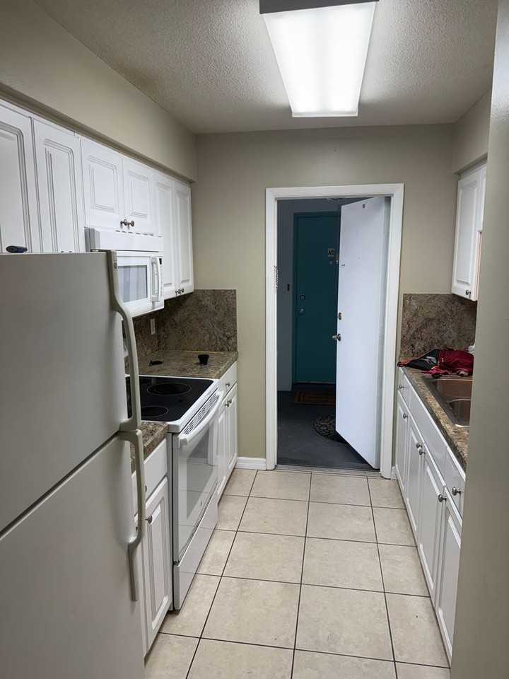 8401 N Atlantic Ave #A11 - Photo 2 of 20