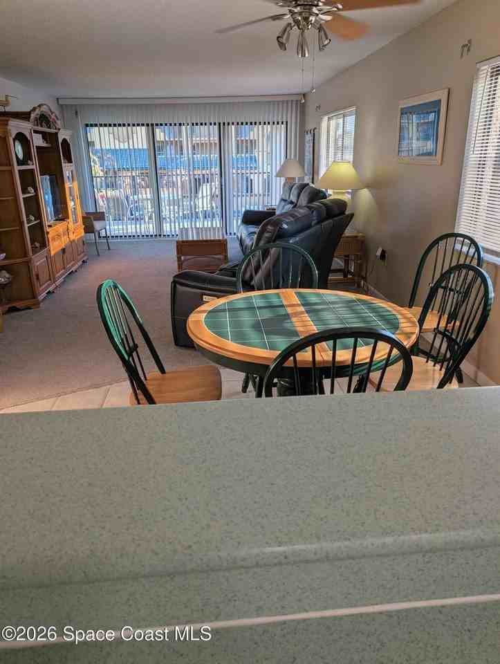 8494 Ridgewood Ave - Photo 7 of 20