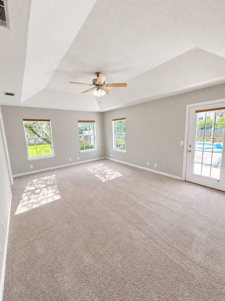 655 Bristol Hammock Cir - Photo 4 of 27