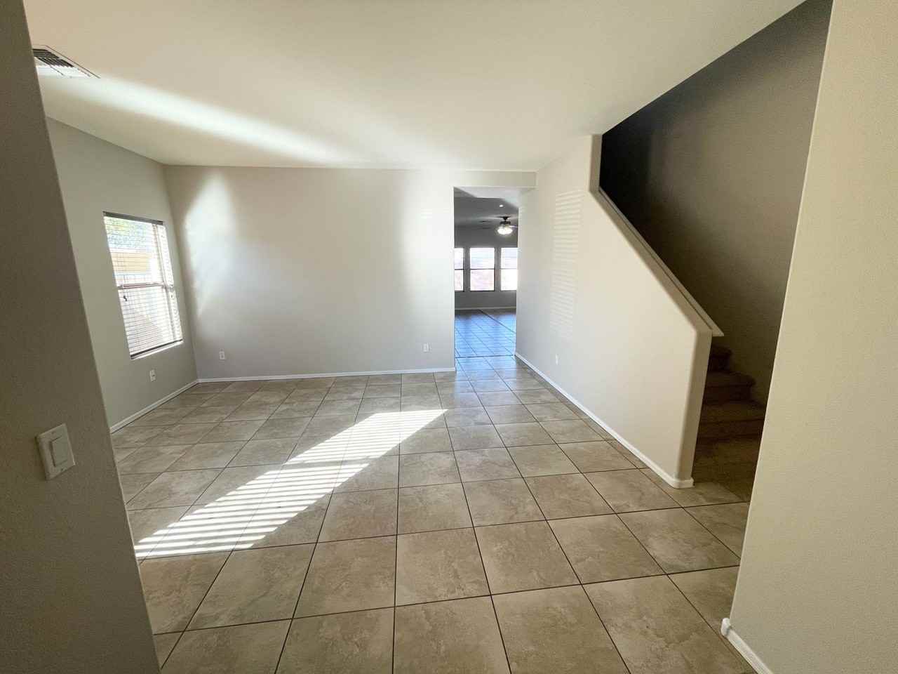 11214 W Baden St - Photo 2 of 35