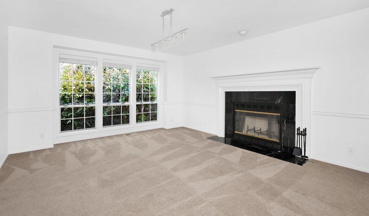 6574 150th Pl Se - Photo 4 of 18