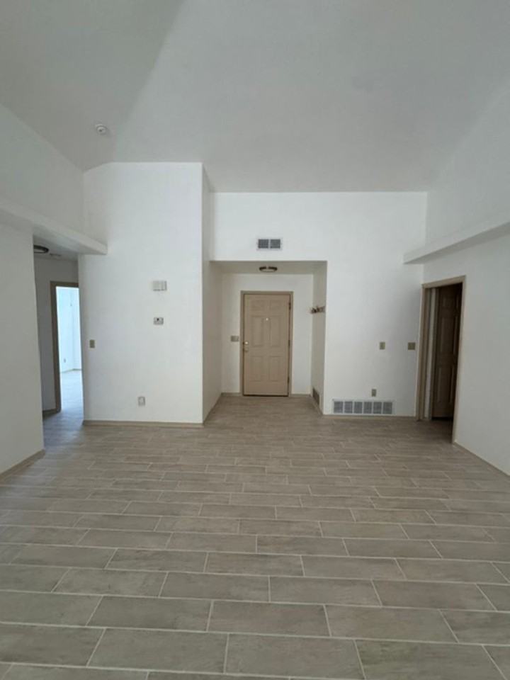4894 Arena Dr - Photo 7 of 15