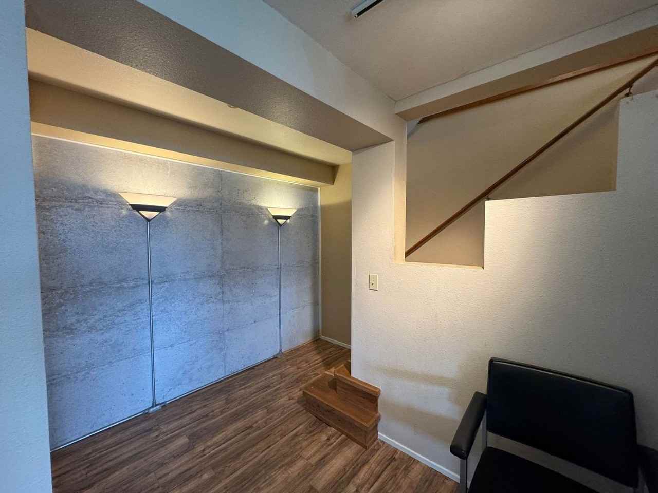 2619 200th Ave E - Photo 5 of 34