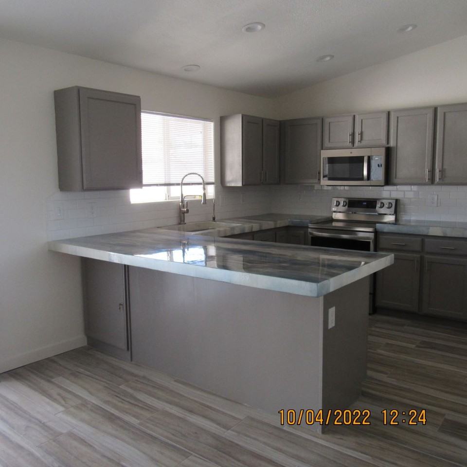 970 San Juan Ln - Photo 2 of 21