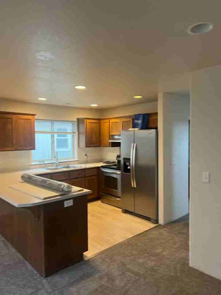 1297 Clearsprings Dr - Photo 4 of 20