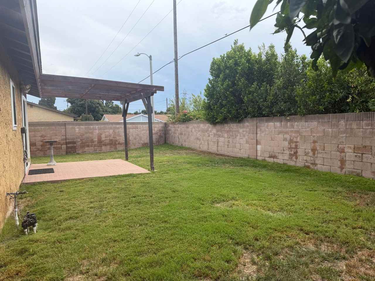 6250 Mockingbird St - Photo 7 of 9