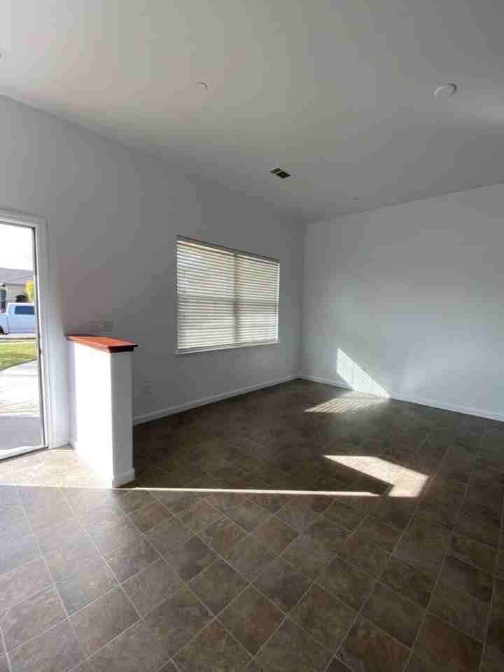 1900 N Virginia Ave - Photo 2 of 20