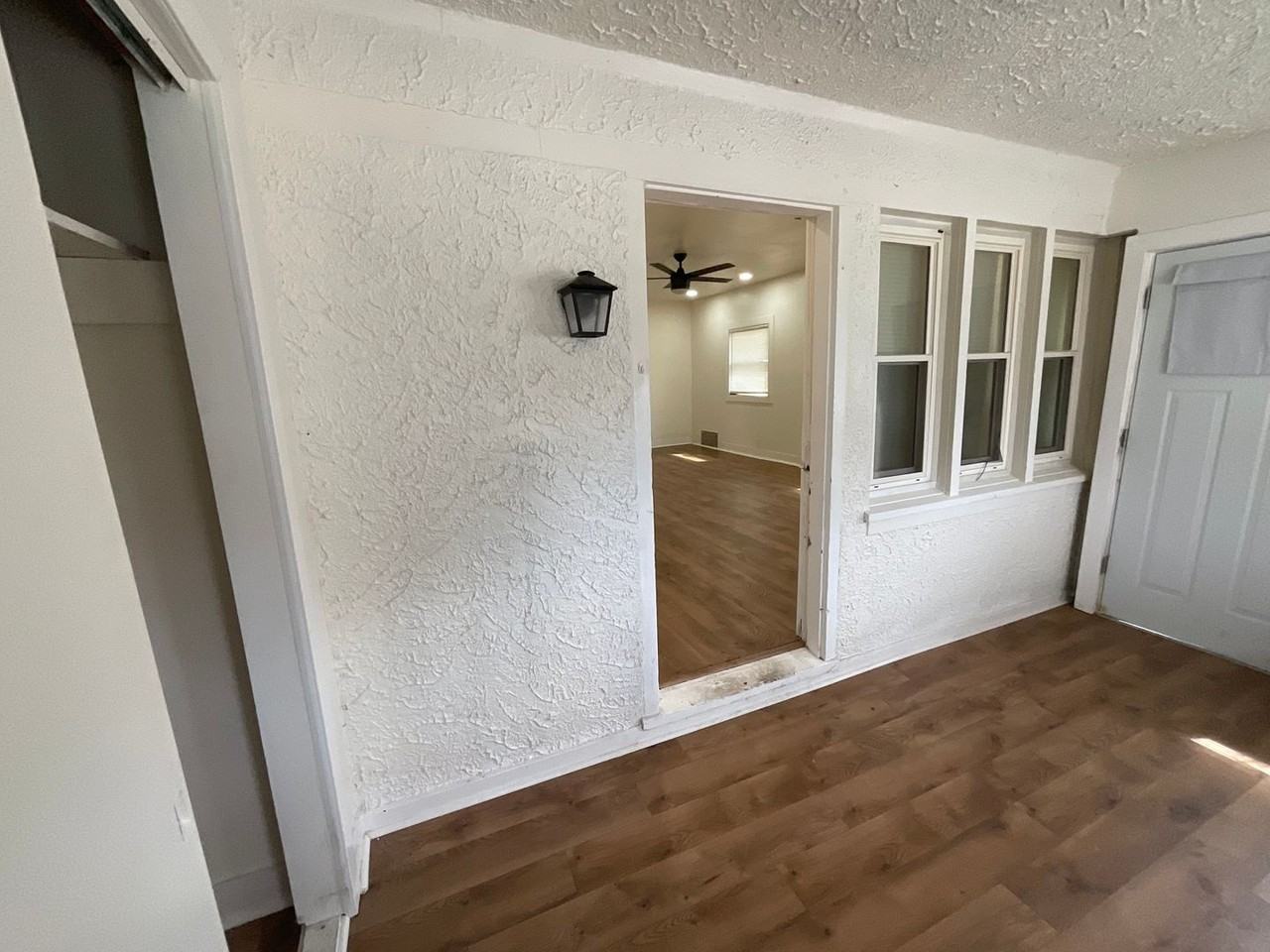 2564 N Hubbard St - Photo 3 of 9