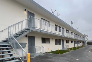 6332 S. Crenshaw Blvd - Photo 1 of 1