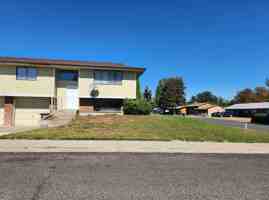 featured image of 2201 W Logan Ave