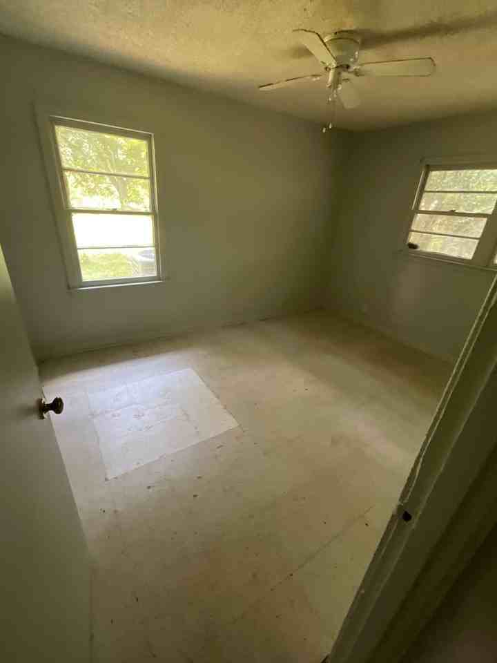 3208 Murphy St - Photo 5 of 6