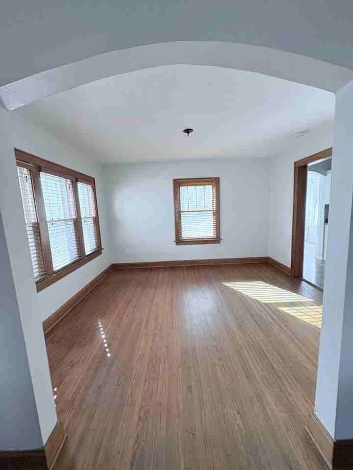 43 E Beechwold Blvd - Photo 4 of 12