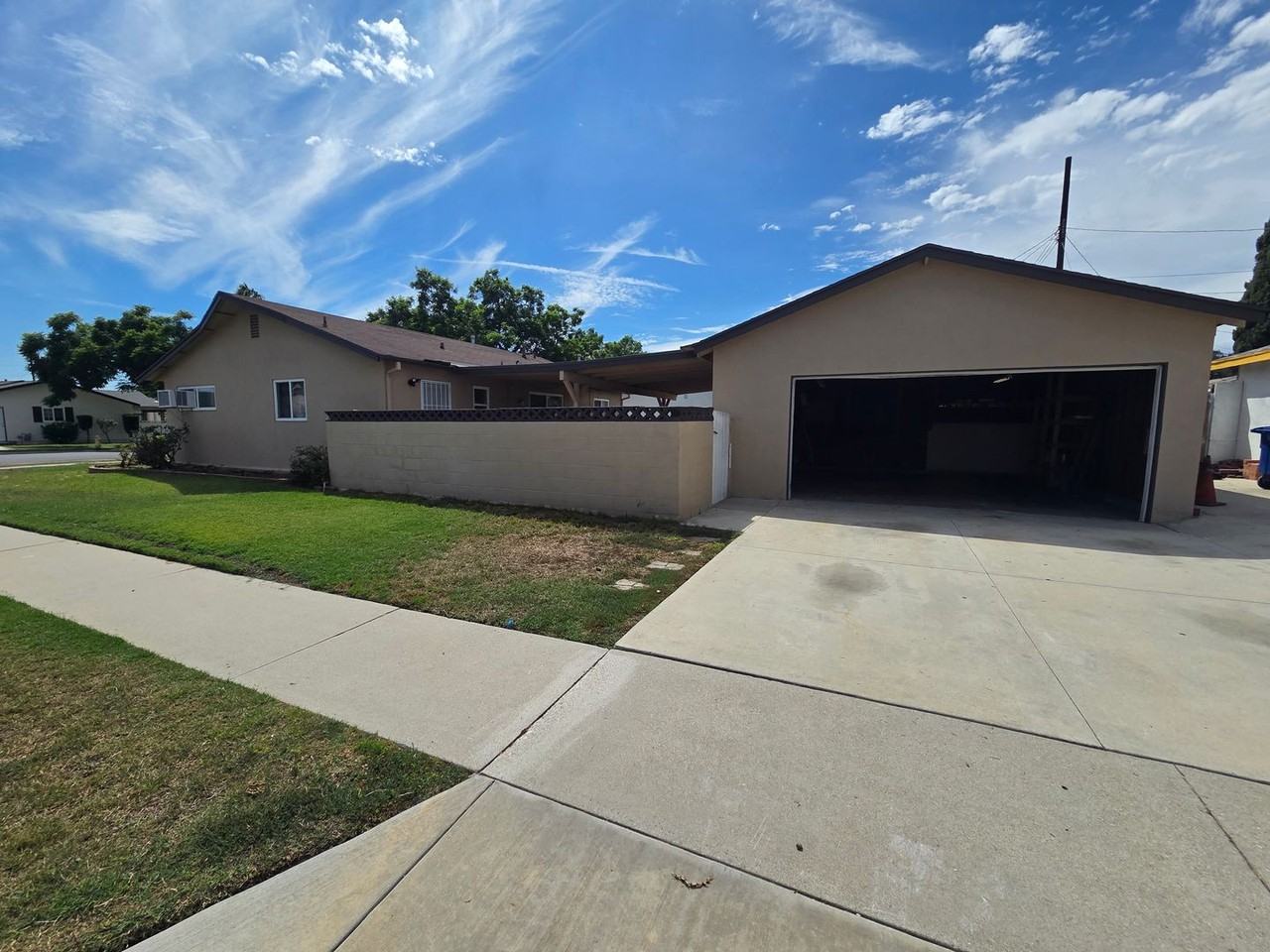 15303 Fairhope Dr - Photo 2 of 28