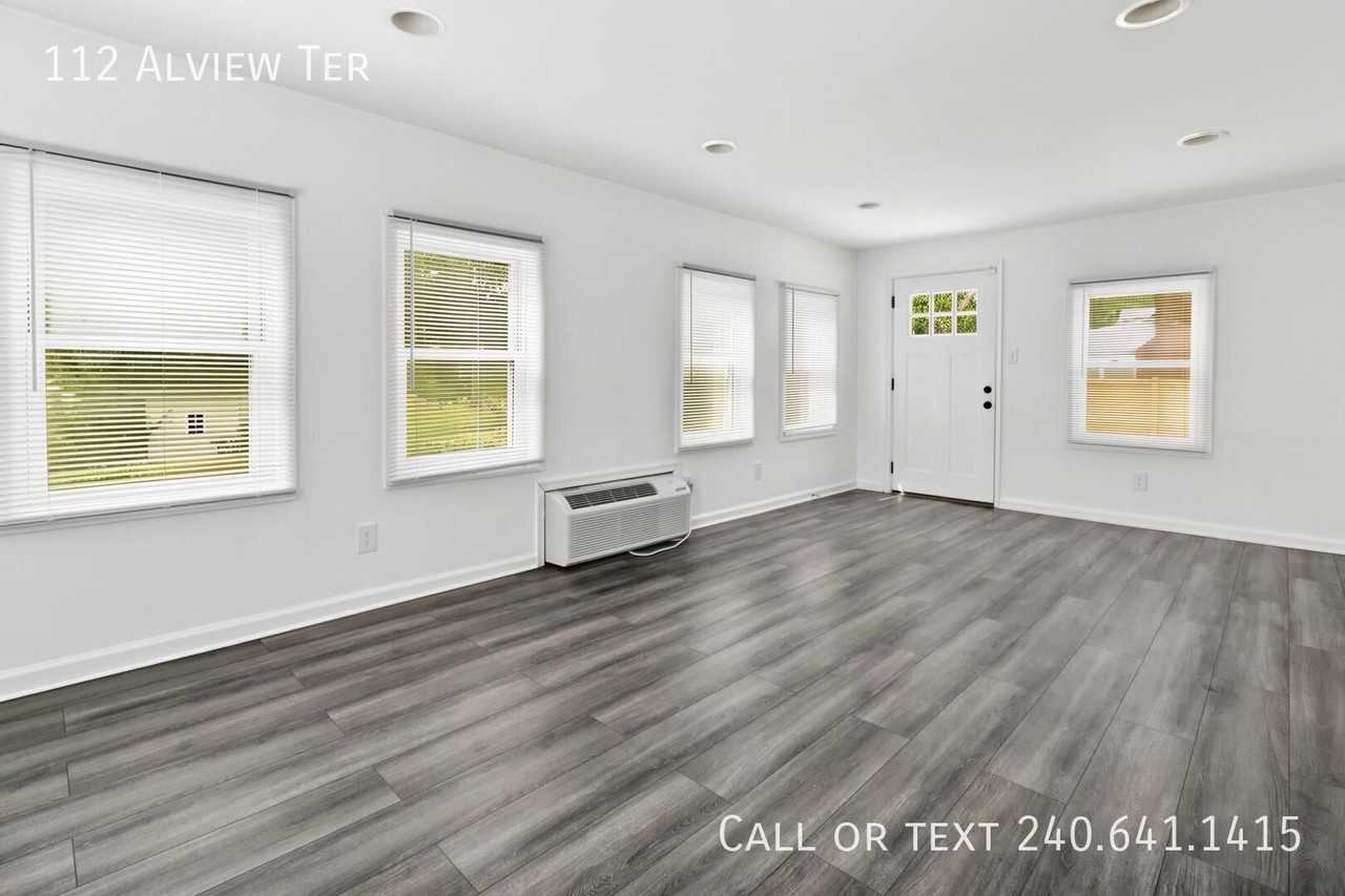 112 Alview Ter - Photo 4 of 26