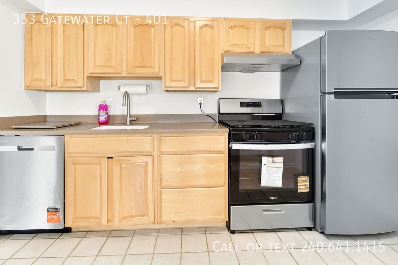 353 Gatewater Ct #401 - Photo 7 of 25
