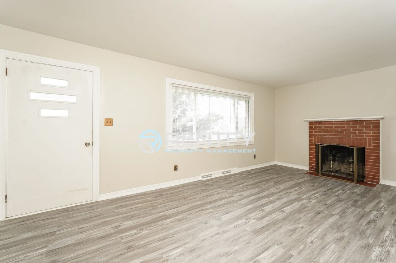 20 Kirkwood St - Photo 4 of 16