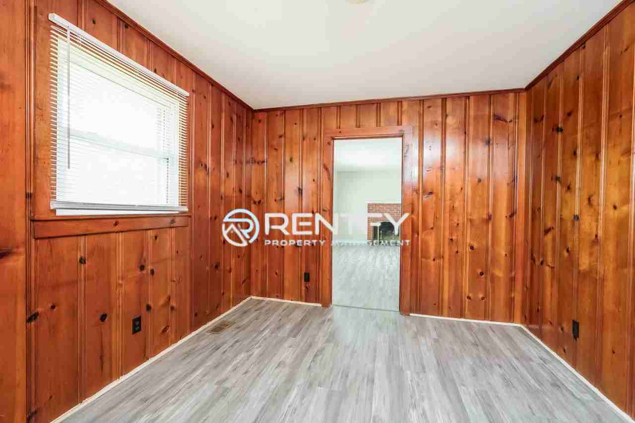 20 Kirkwood St - Photo 7 of 16
