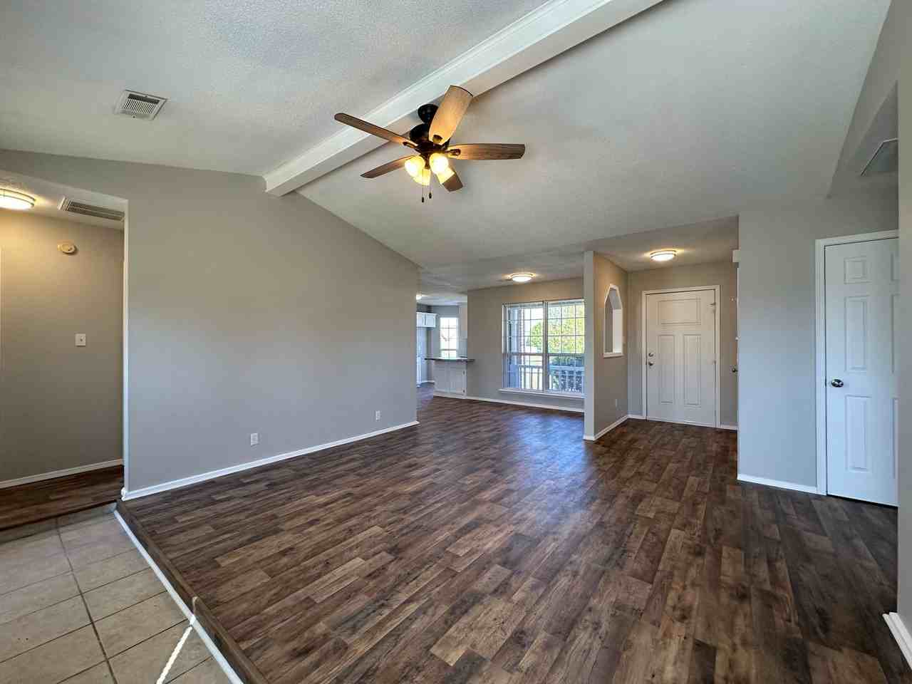 1707 Plumbark Dr - Photo 6 of 26