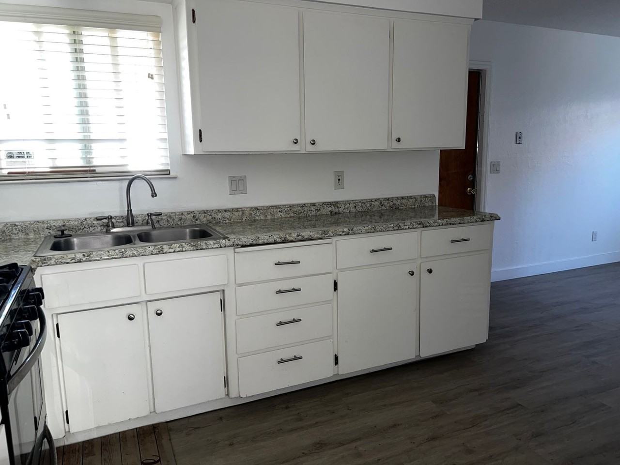 3721 W Howard Ave - Photo 4 of 23