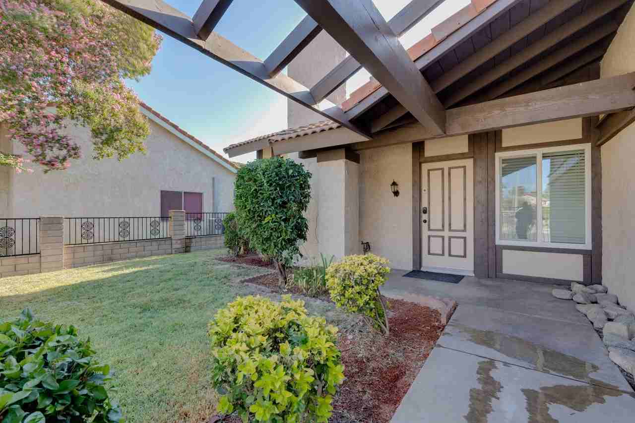 2626 S Palm Ave - Photo 2 of 16