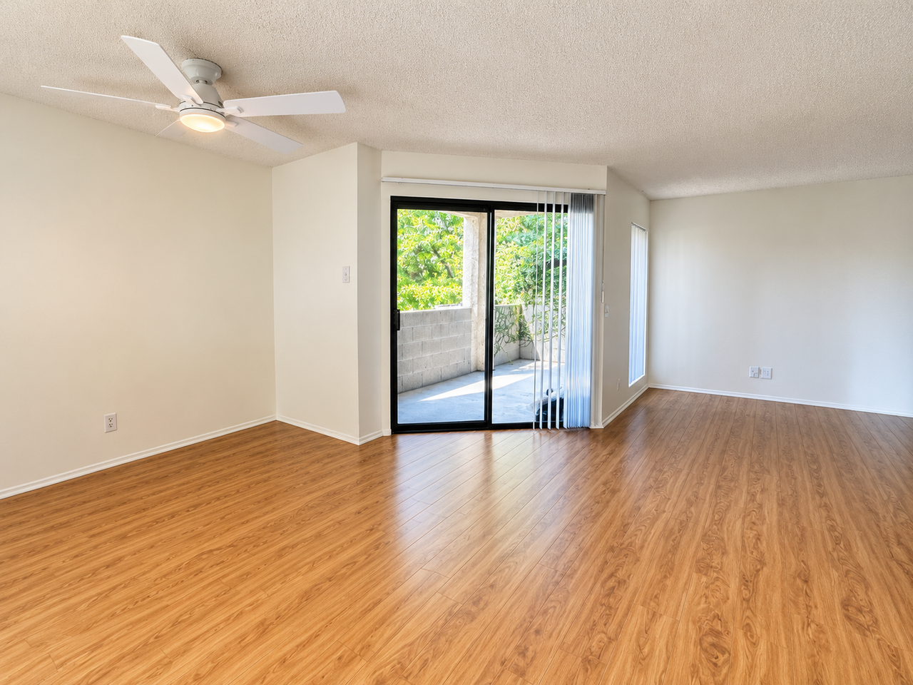 Linden 1128 - Photo 4 of 20