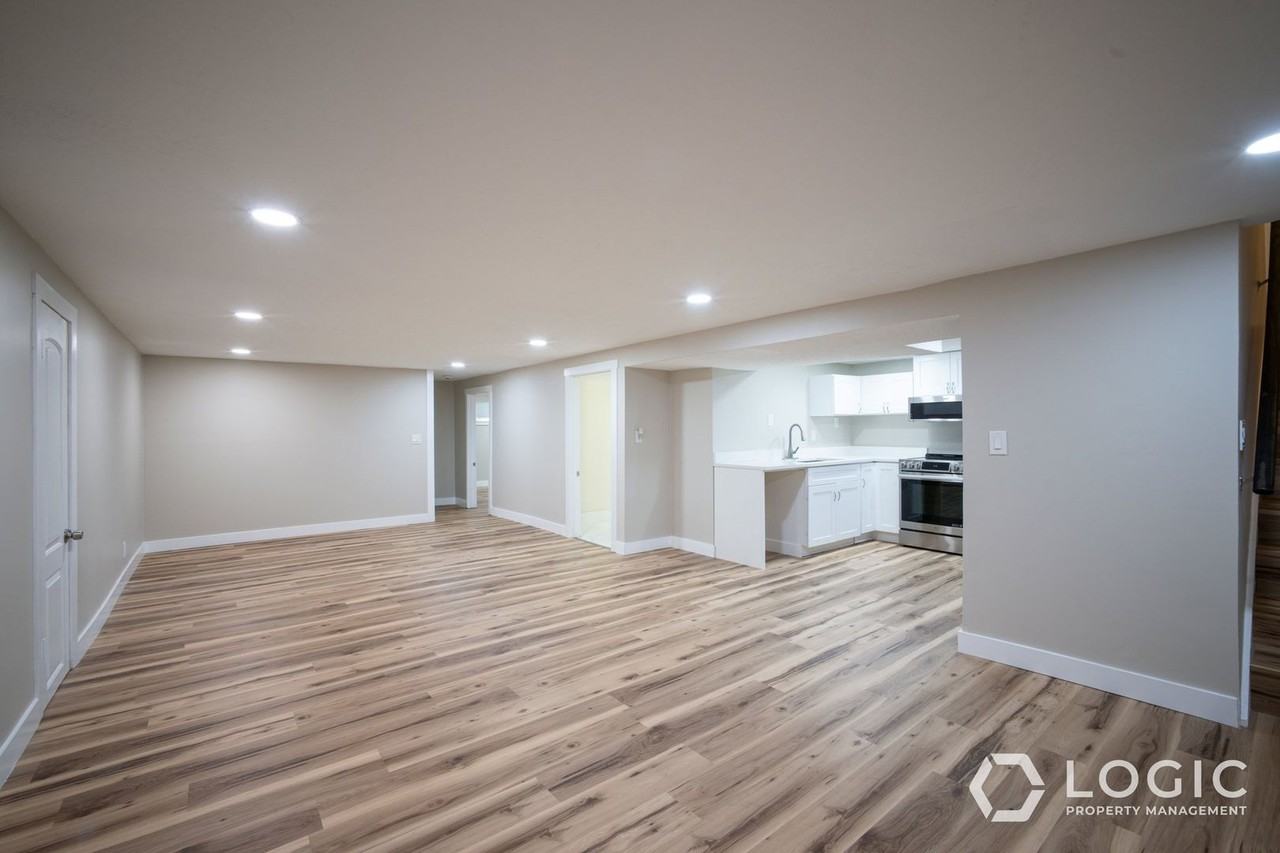 19 E 1300 S - Photo 4 of 15