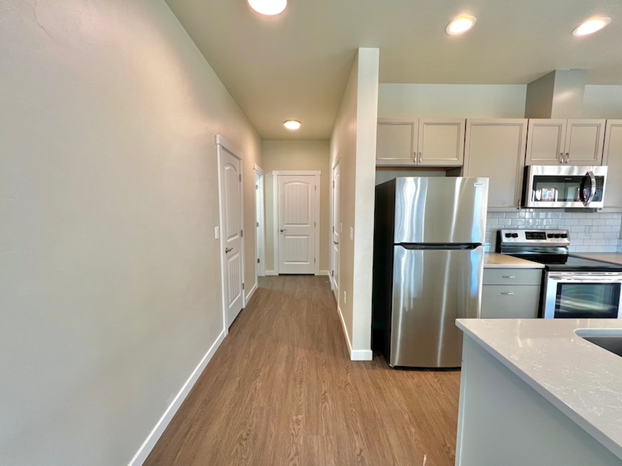 5899 W Castle Dr - Photo 7 of 20