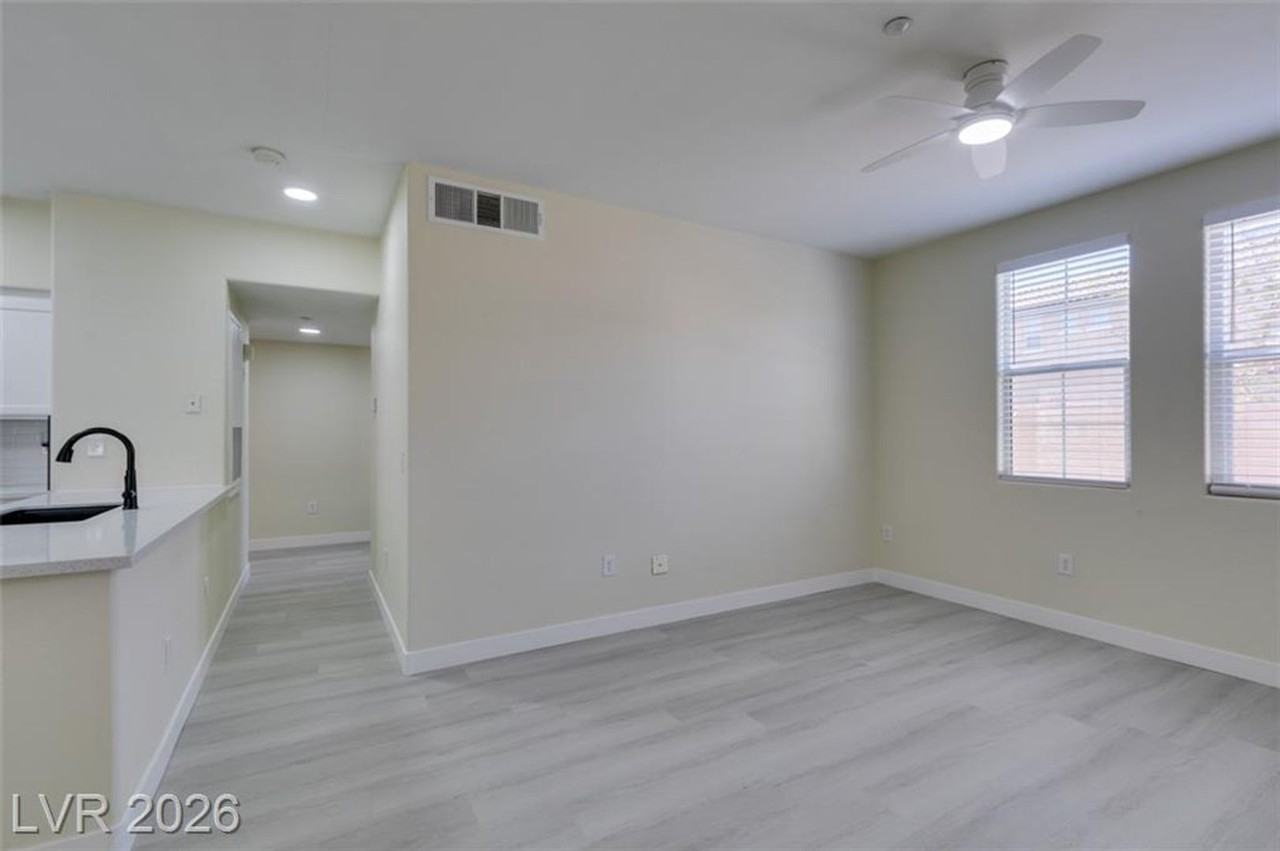 50 Aura De Blanco St #3104 - Photo 7 of 39