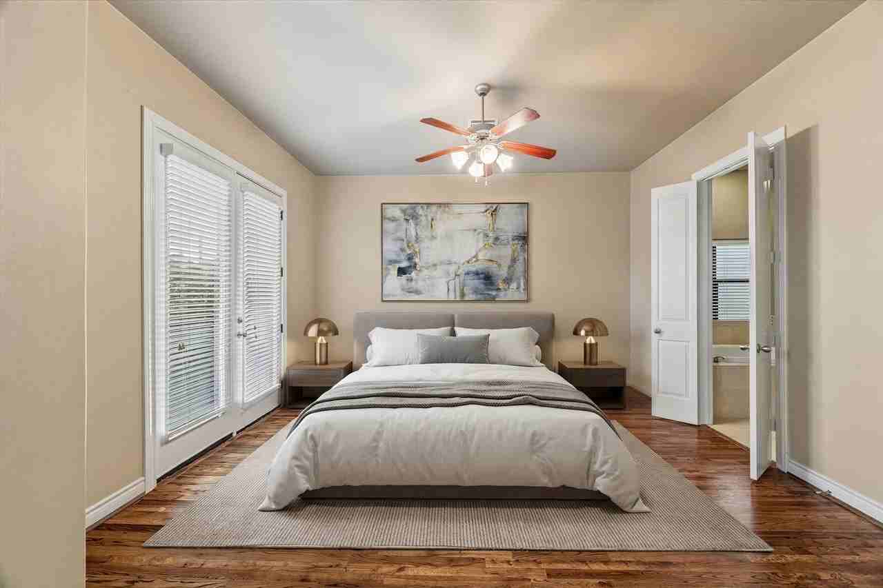 2617 Capitol St - Photo 3 of 22