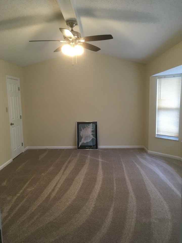 3735 Banbury Dr - Photo 4 of 14