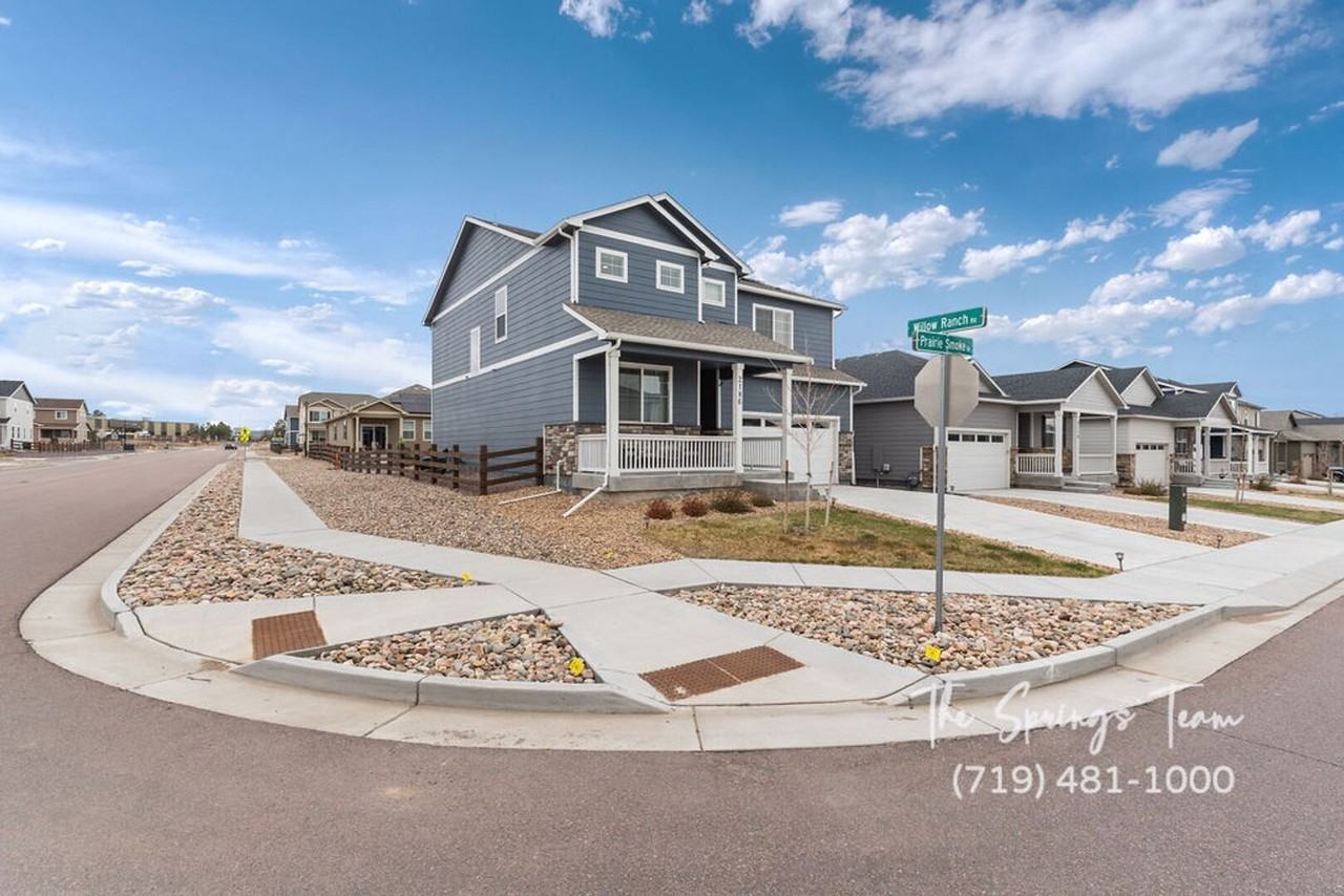 2186 Prairie Smoke Dr - Photo 2 of 49
