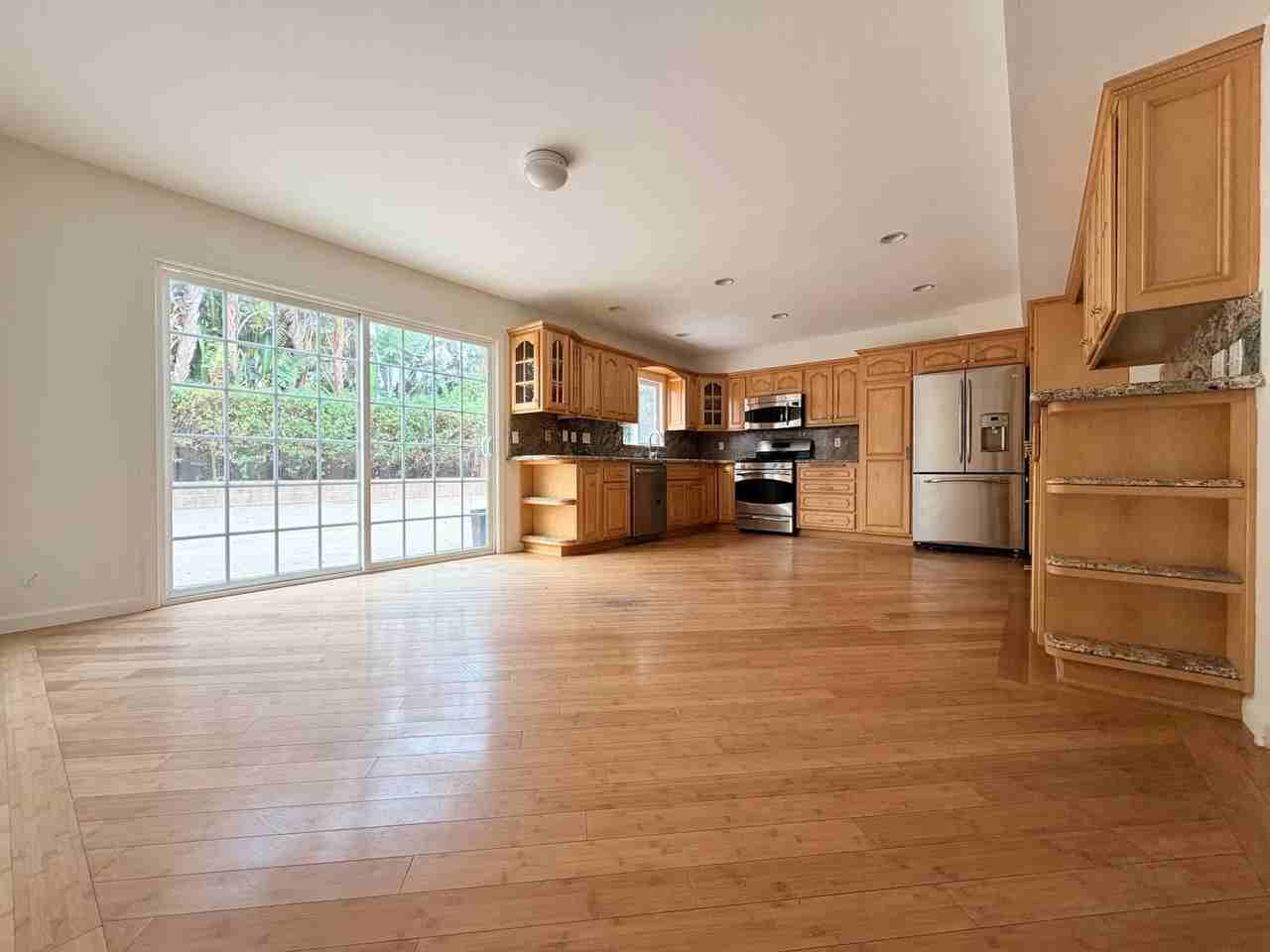 412 Trent Ln - Photo 6 of 19