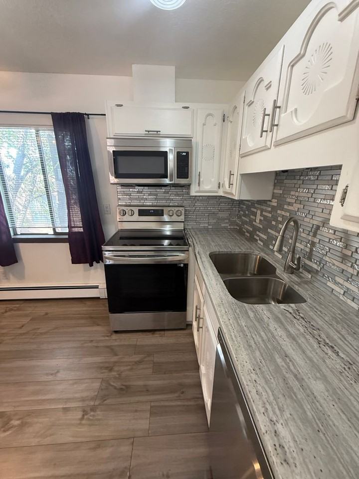 2718 Galisteo Ct - Photo 4 of 14
