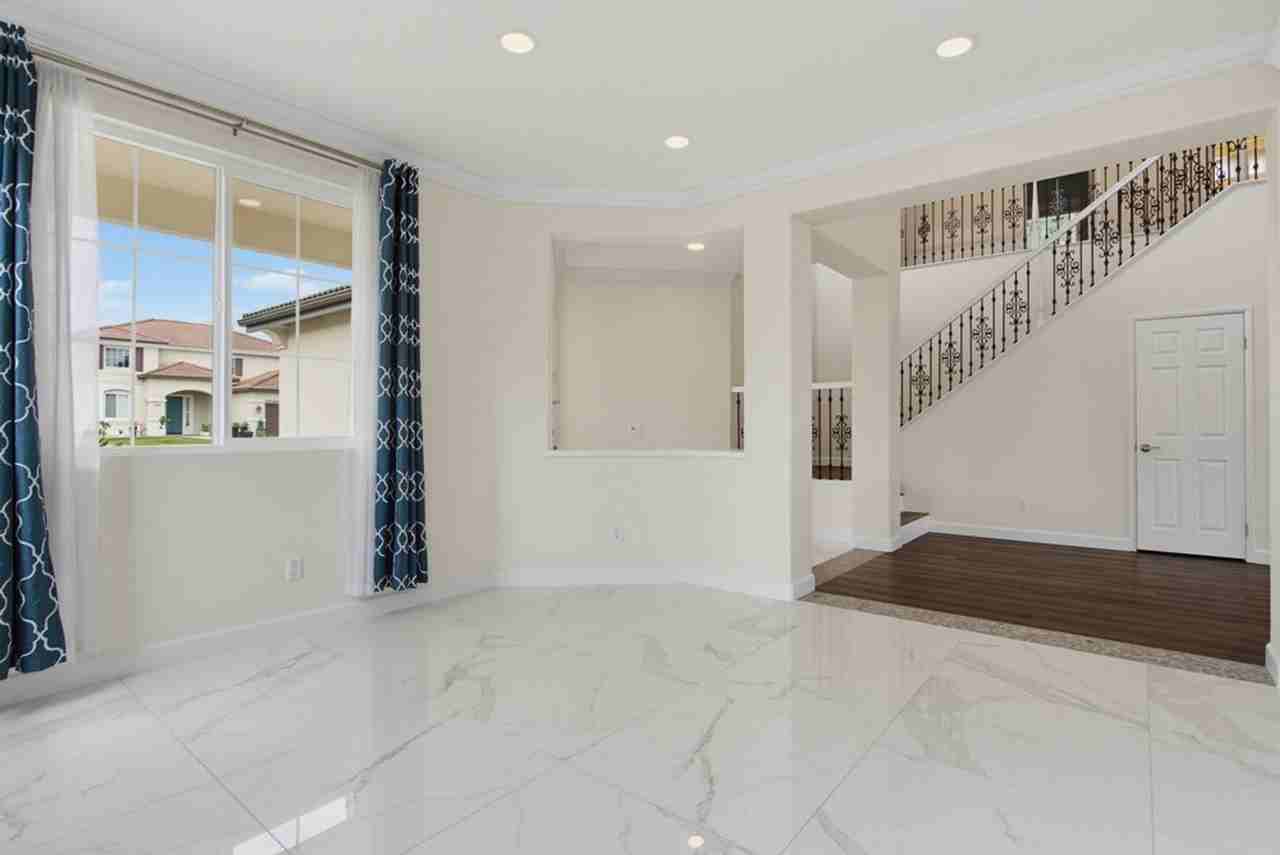 3239 Canyon View Dr - Photo 7 of 50