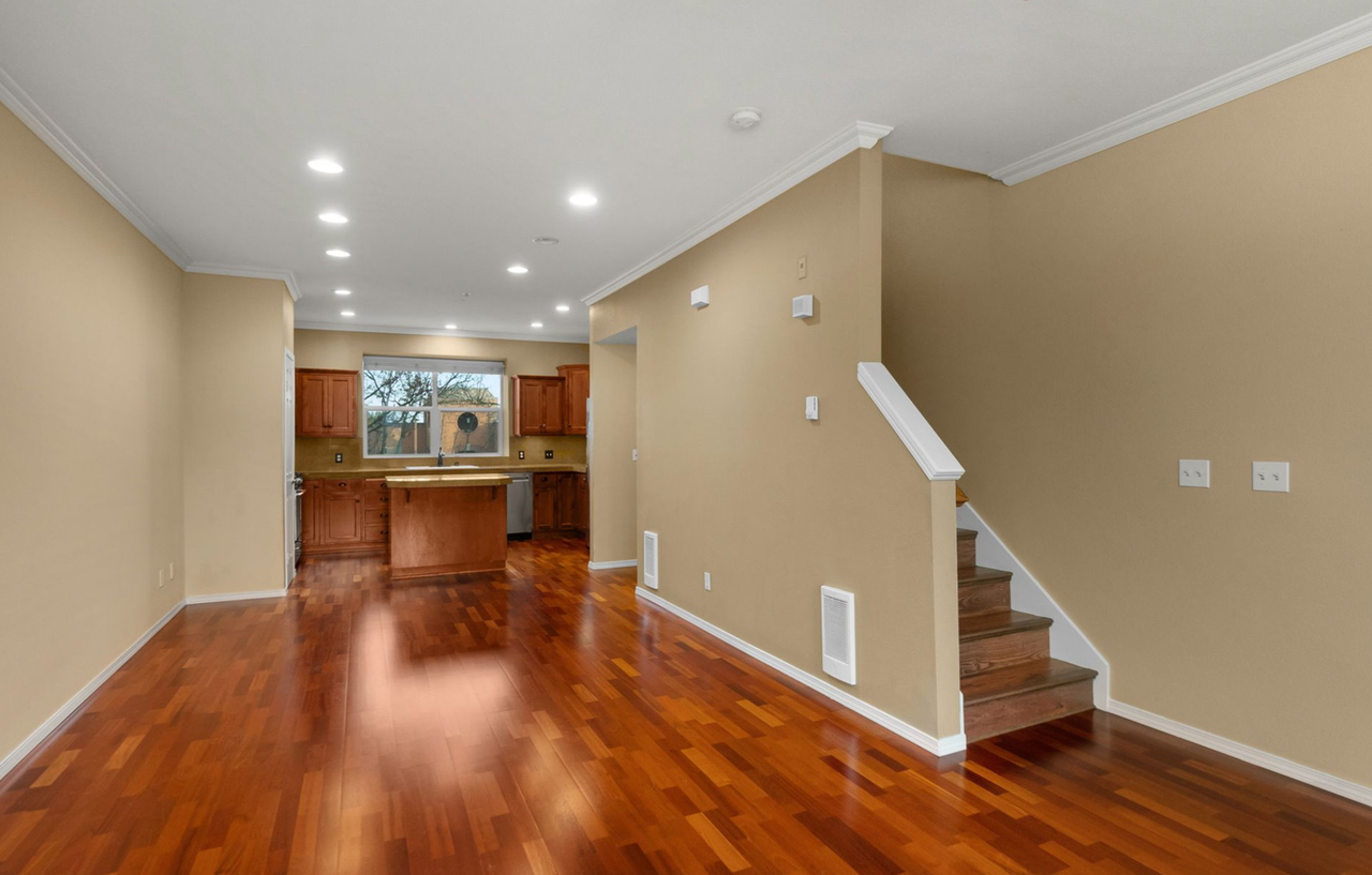 1814 Se Cutter Ln - Photo 6 of 32
