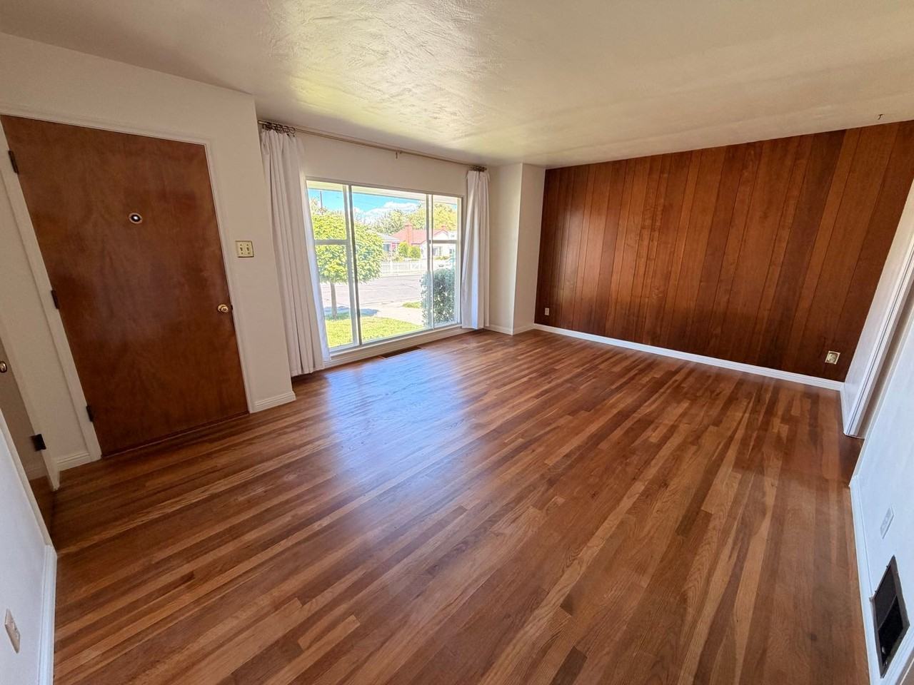 751 Balzar Cir - Photo 4 of 31