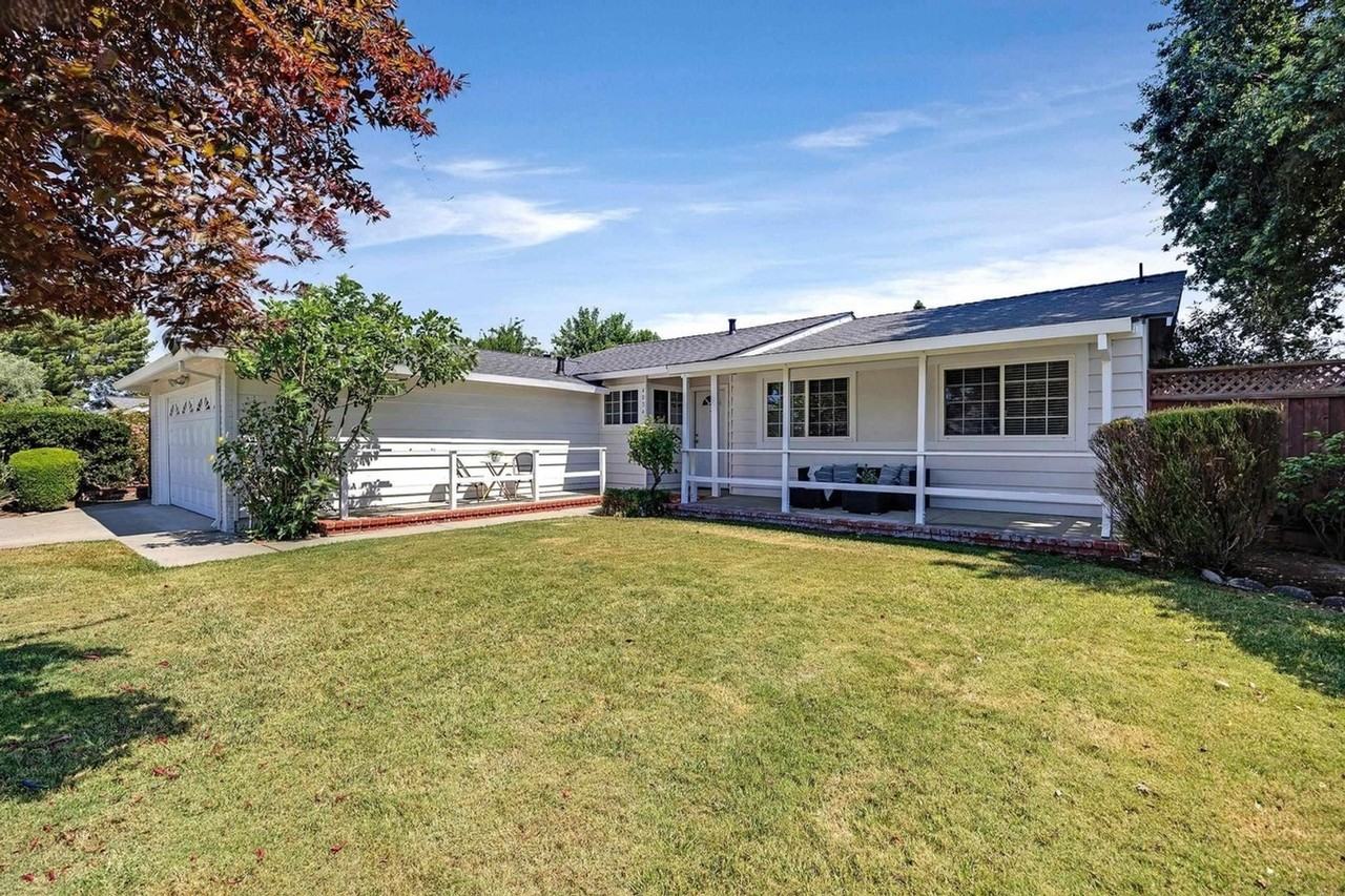 4034 Francisco St - Photo 3 of 27