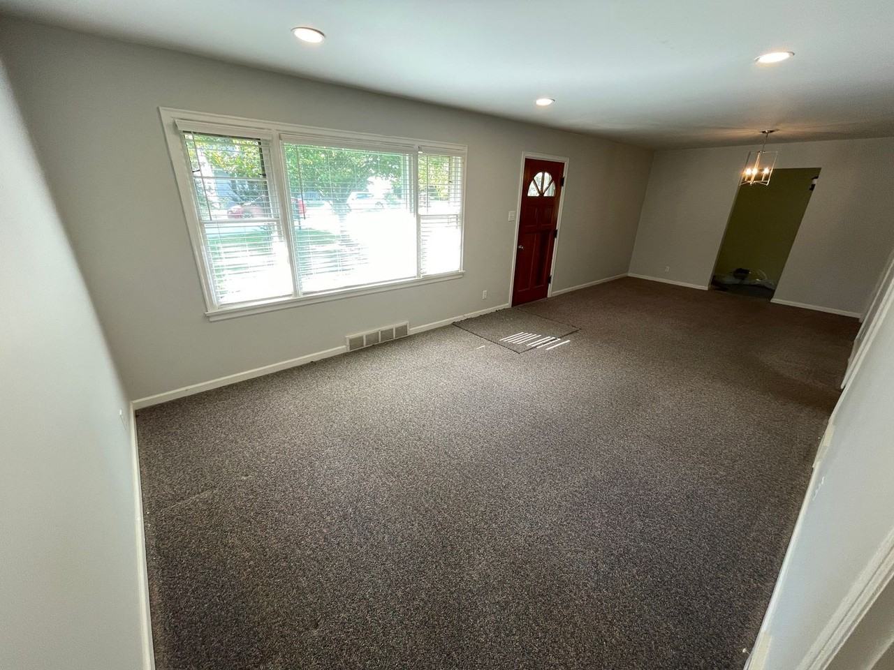 313 Webbmont Cir - Photo 3 of 21