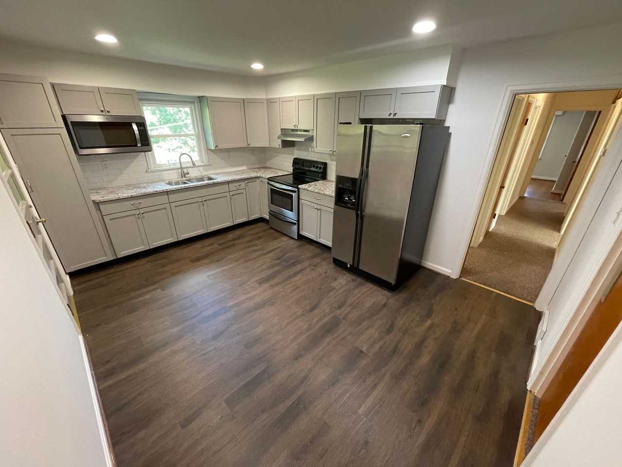 313 Webbmont Cir - Photo 4 of 21