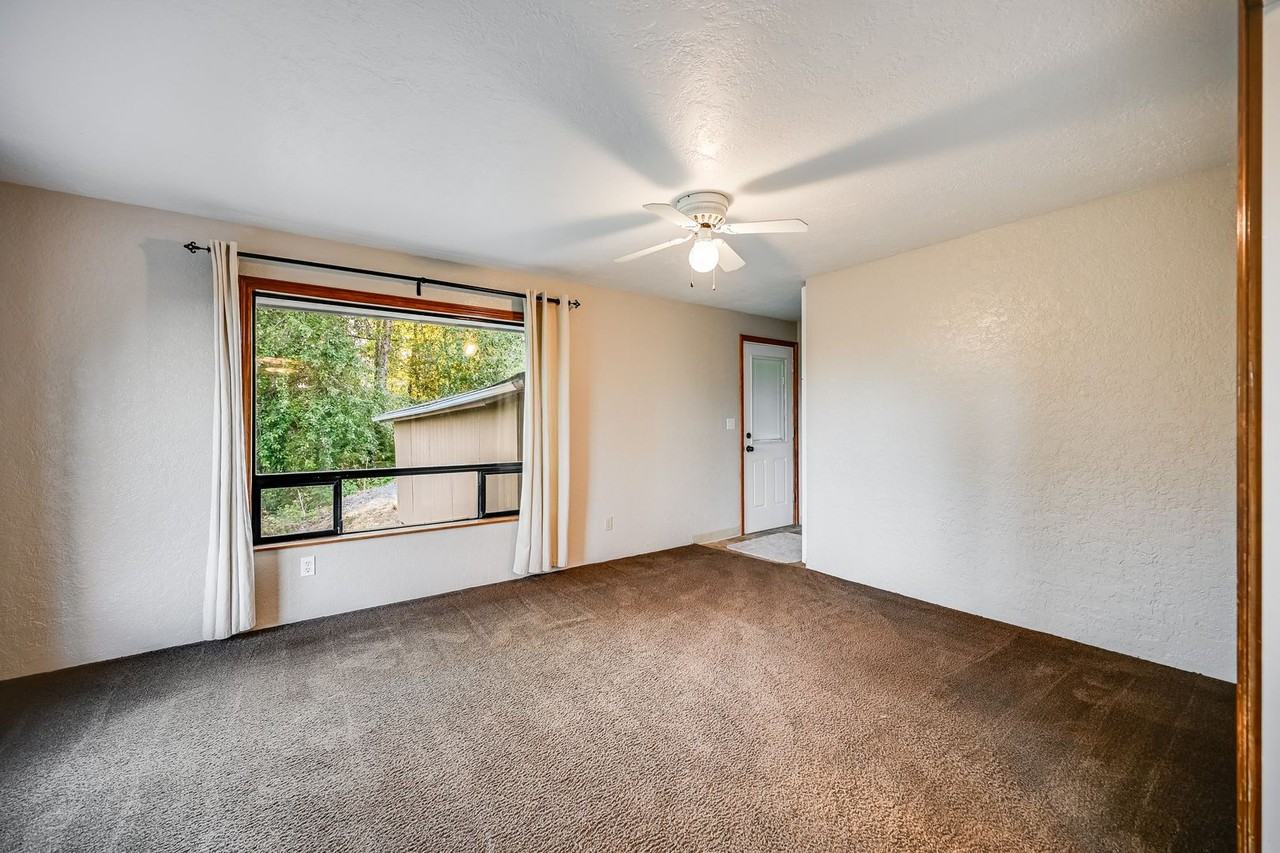1825 Davis Rd - Photo 6 of 13
