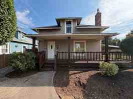 featured image of 306 Powell St