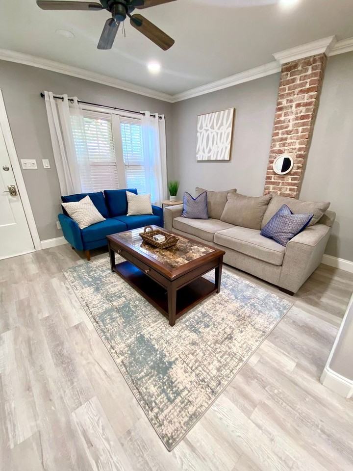 1708 Garvin St - Photo 5 of 19