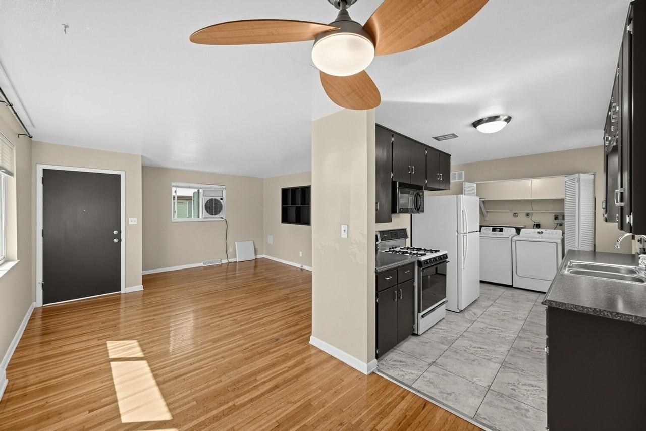 1055 S Dale Ct - Photo 6 of 34