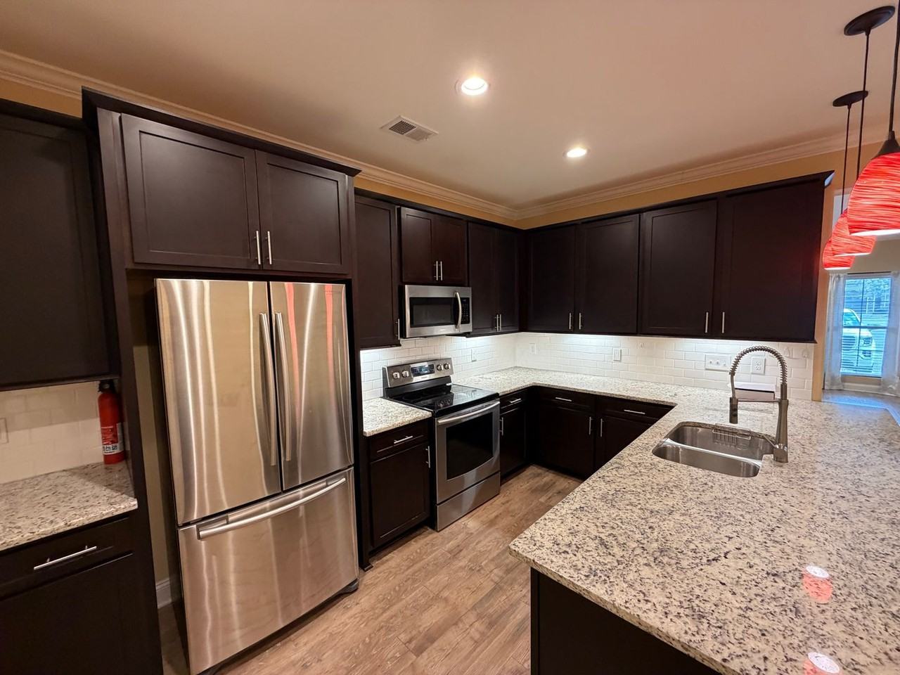 3111 Blue Sky Dr - Photo 6 of 21